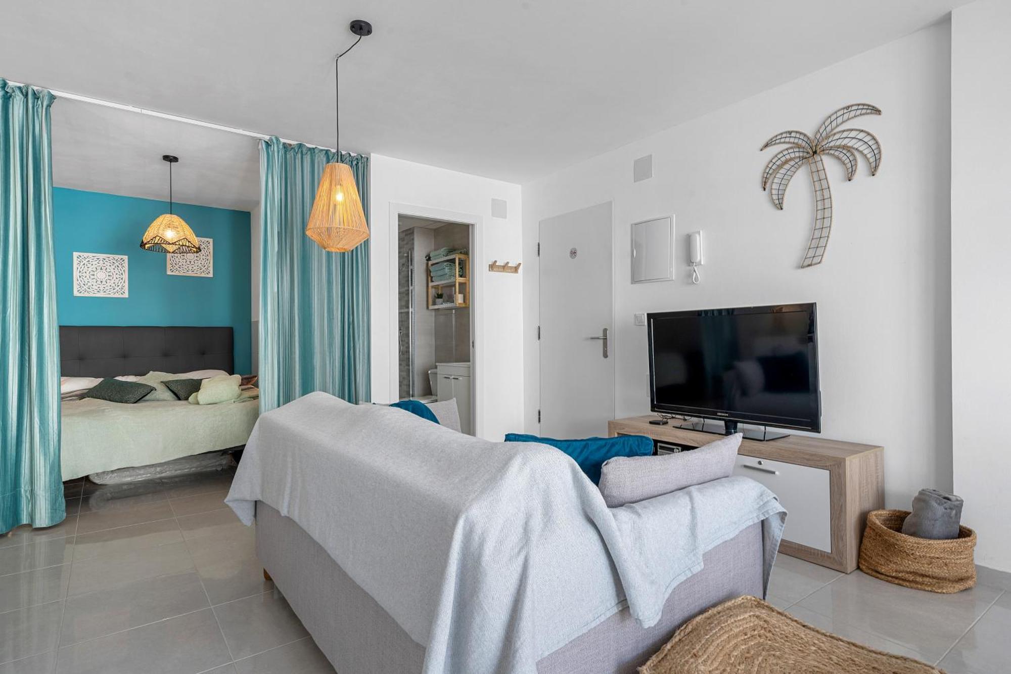 Casa Amorosa Apartment With Pool - Close To Beach, City Centre And Bus Station Torrevieja Exterior foto